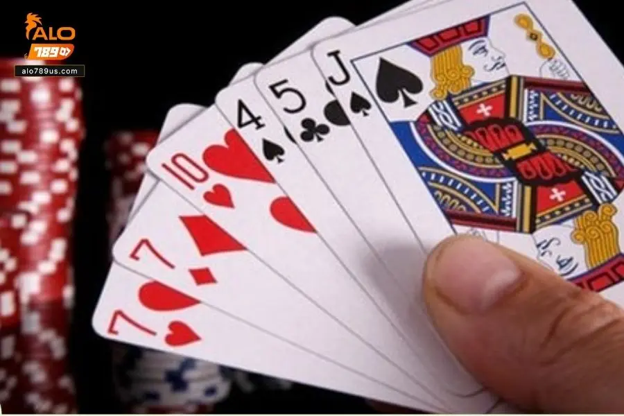 Liêng không đơn thuần là một game may rủi mà đòi hỏi tính tư duy nhạy bén